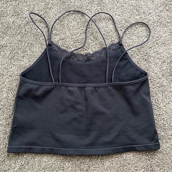 Seamless Top with Lace - Picture 2 of 4